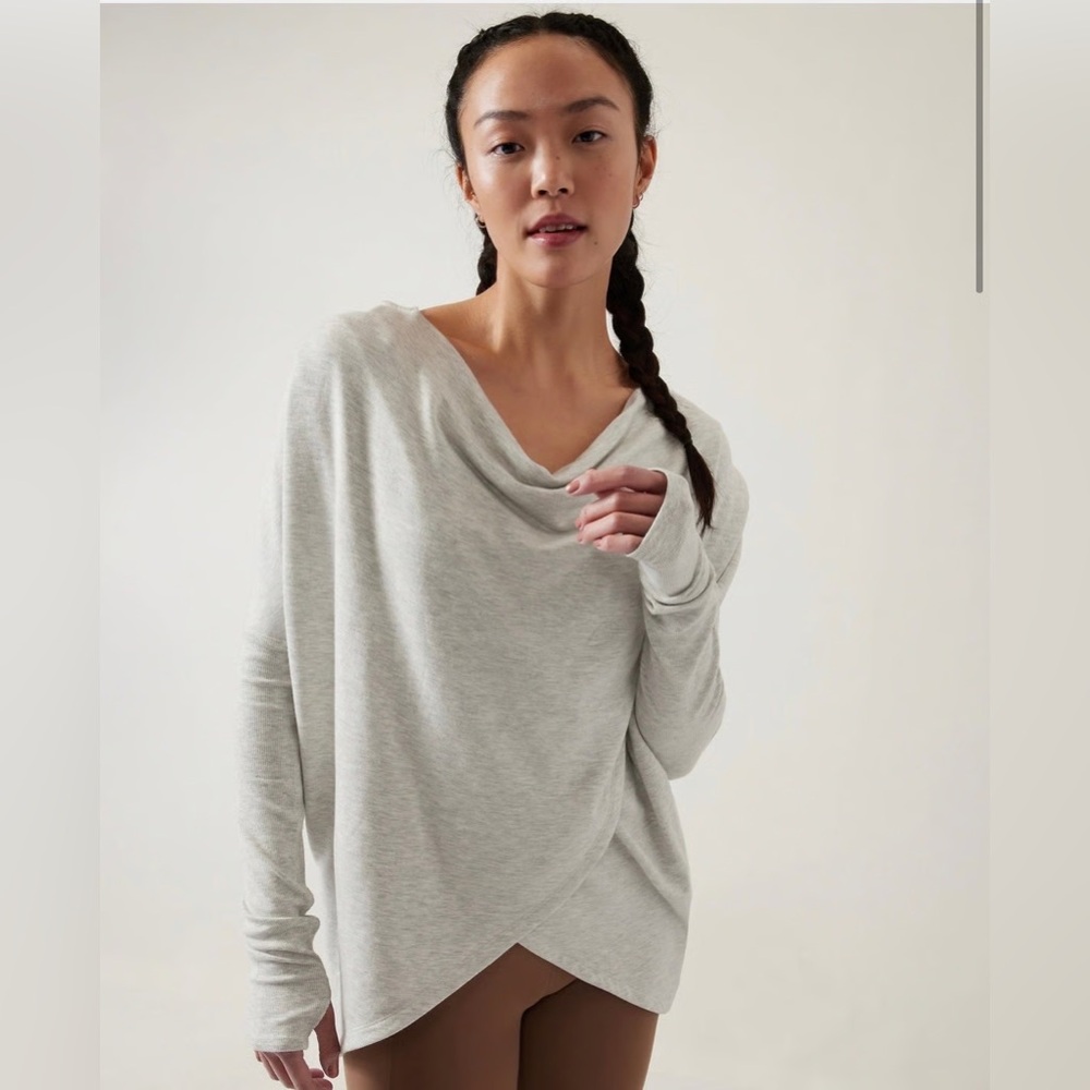 Athleta Purana Wrap Sweatshirt Fog Gray Heather Foldover sweater medium